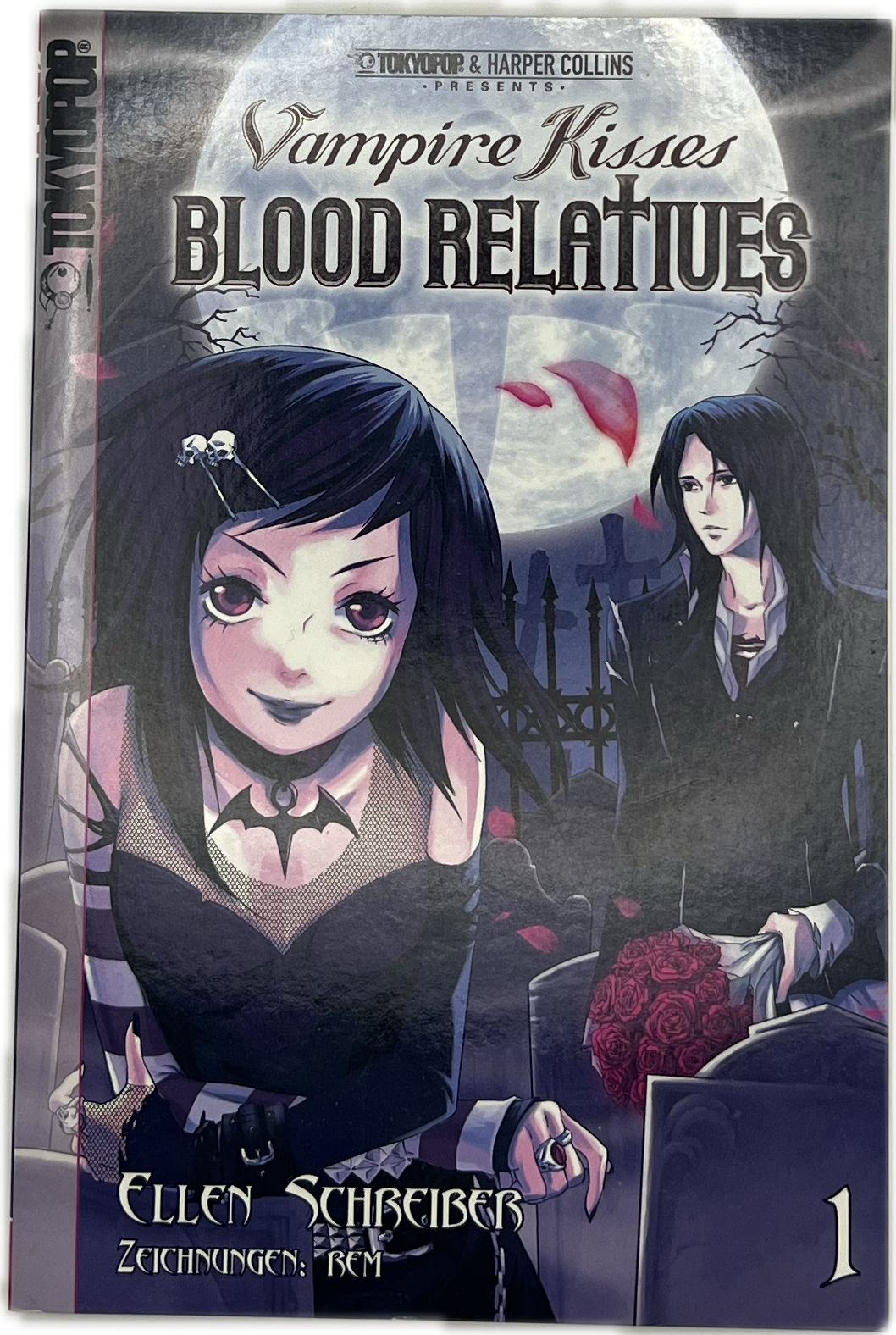 Vampires Kisses - Blood Relatives 01