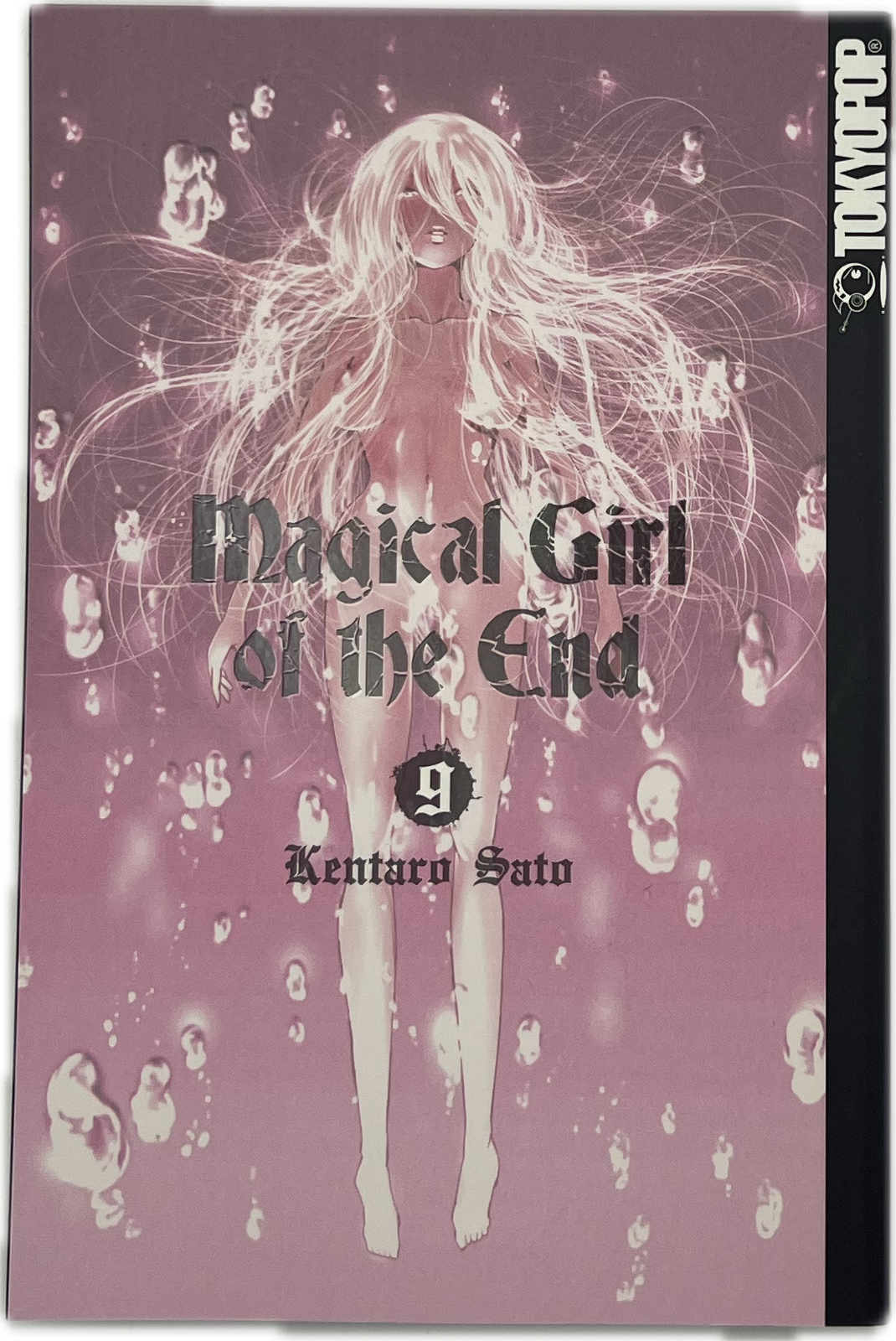 Magical Girl of the End 09