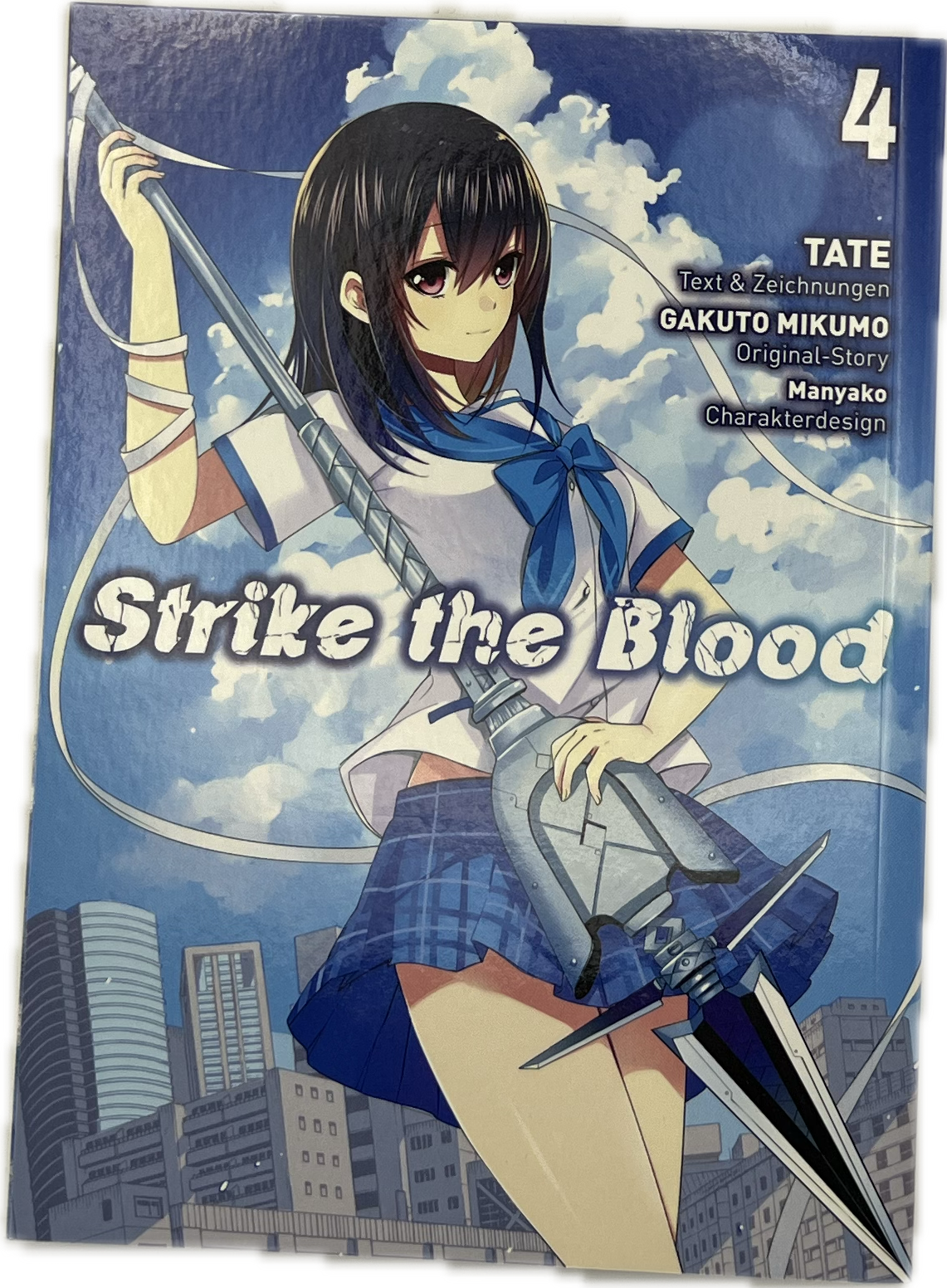 Strike the Blood 04