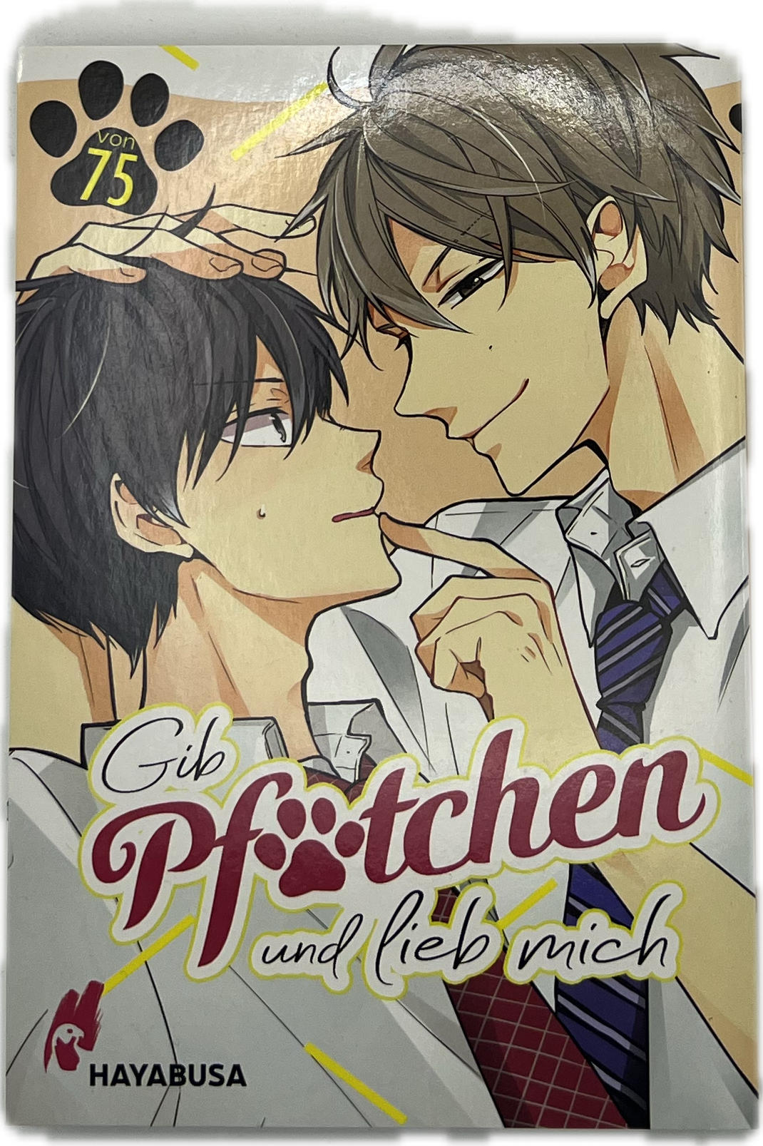 Give paw and love me