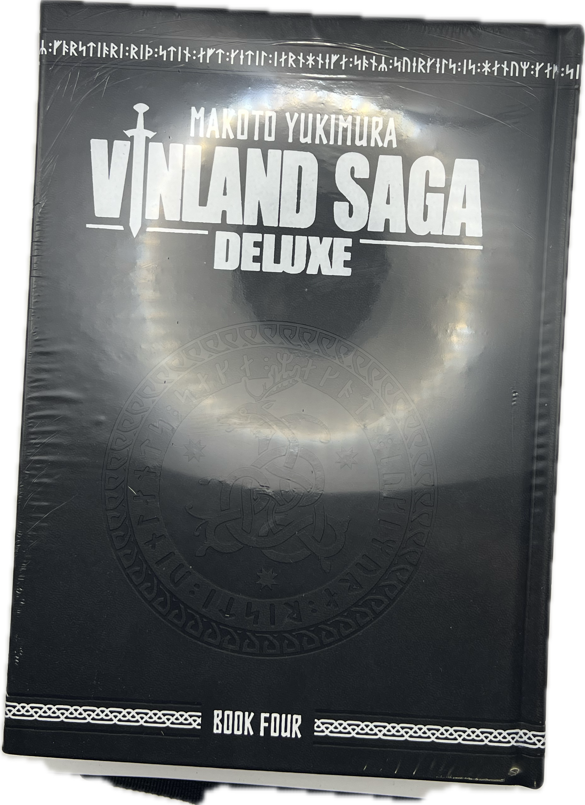 Vinland Saga Deluxe 04 English