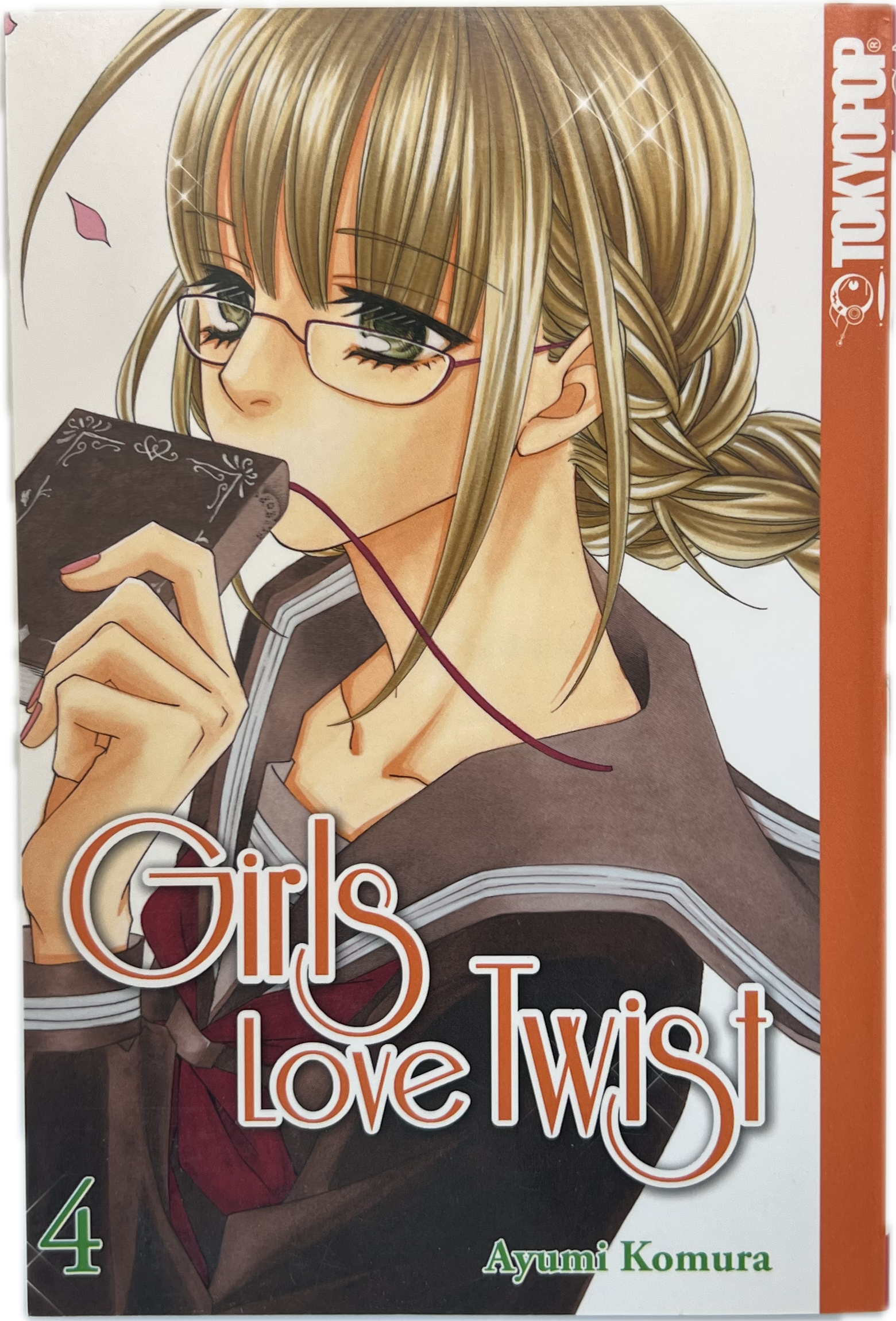 Girls Love Twist 04