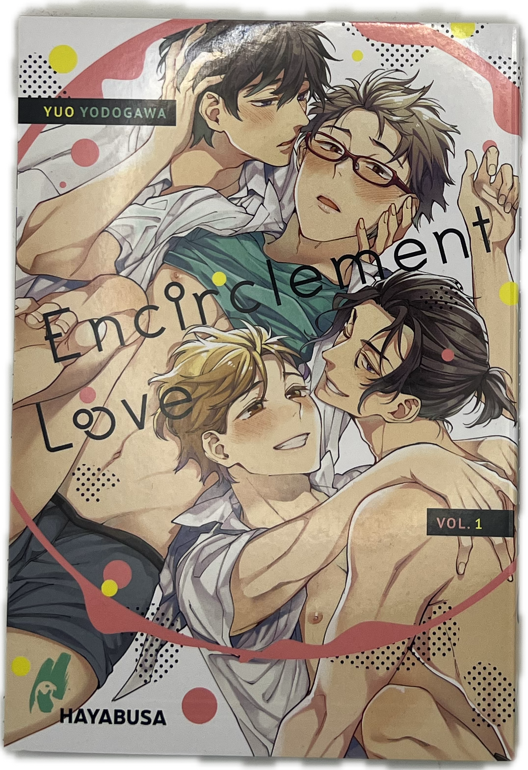 Encirclement Love 01