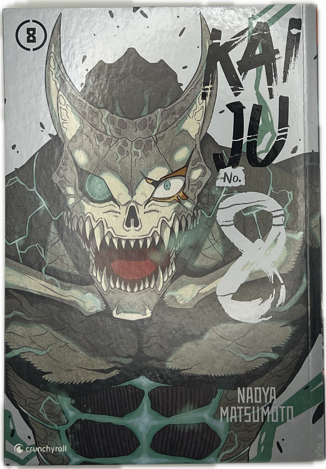 Kaiju No 8 - 08